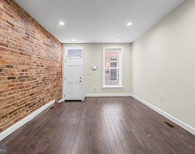 713 N Duncan Street - Photo Thumbnail 2