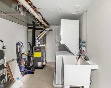 713 N Duncan Street - Photo Thumbnail 22
