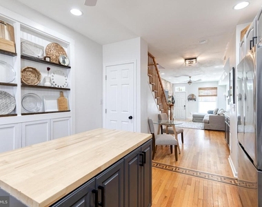 724 S Curley Street - Photo Thumbnail 7