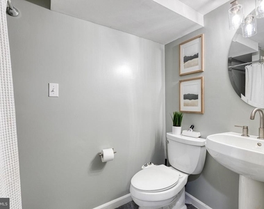 724 S Curley Street - Photo Thumbnail 13