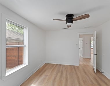 2208 Santa Rita St - Photo Thumbnail 13
