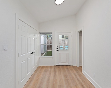 2208 Santa Rita St - Photo Thumbnail 18