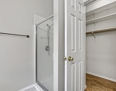 1506 Campanella Cv - Photo Thumbnail 21
