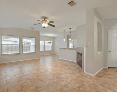 1506 Campanella Cv - Photo Thumbnail 4