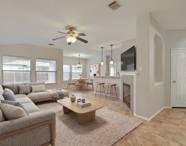 1506 Campanella Cv - Photo Thumbnail 3