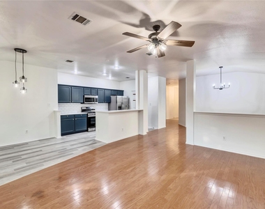 3438 Flowstone Ln - Photo Thumbnail 30