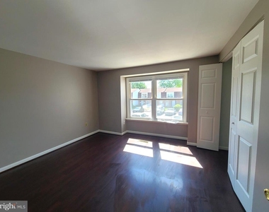 8401 Pioneer Drive - Photo Thumbnail 12