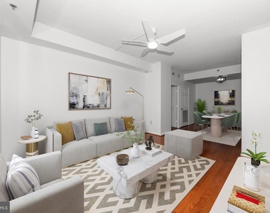 940 Astern Way - Photo Thumbnail 1