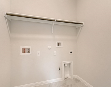 11200 El Capitan Dr - Photo Thumbnail 25