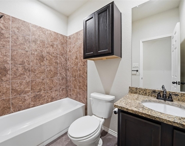 533 Jack Rabbit Ln - Photo Thumbnail 25