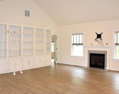 416 Seagull Drive - Photo Thumbnail 1