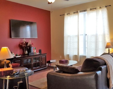 317 Lenape Way - Photo Thumbnail 5