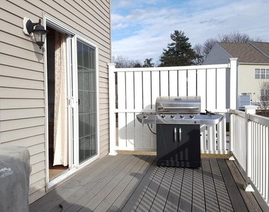 317 Lenape Way - Photo Thumbnail 9