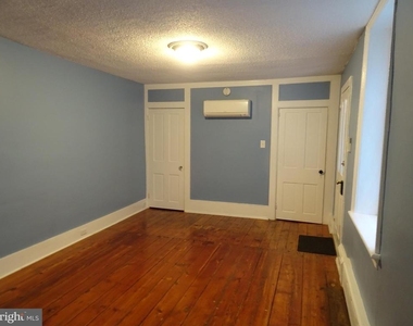 200 Delaware Street - Photo Thumbnail 5