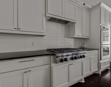 4720 Rockcliff Rd - Photo Thumbnail 17