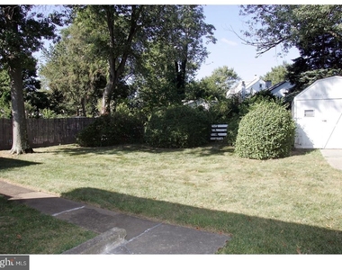 17 Wayne Drive - Photo Thumbnail 19
