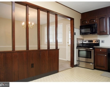 17 Wayne Drive - Photo Thumbnail 7