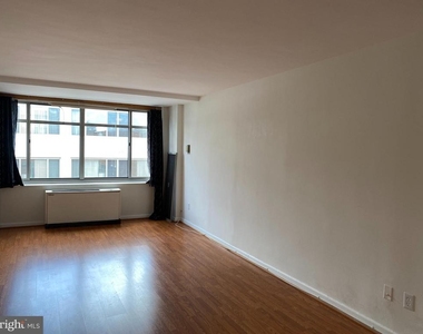 940 25th Street Nw - Photo Thumbnail 1