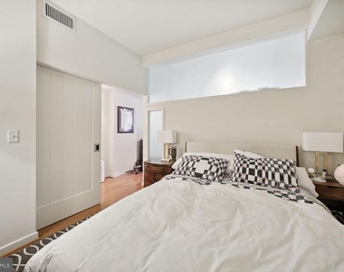 437 New York Avenue Nw - Photo Thumbnail 8