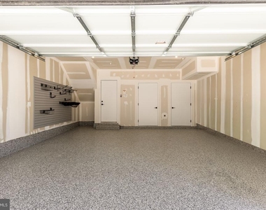 2712 Olmsted Court Nw - Photo Thumbnail 28