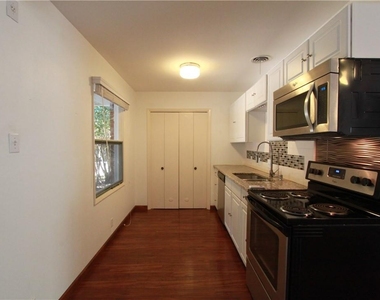 2305 Wilke Dr - Photo Thumbnail 6