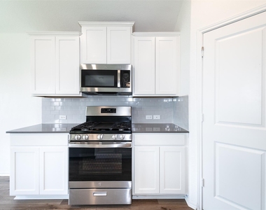 147 Otter Rd - Photo Thumbnail 14