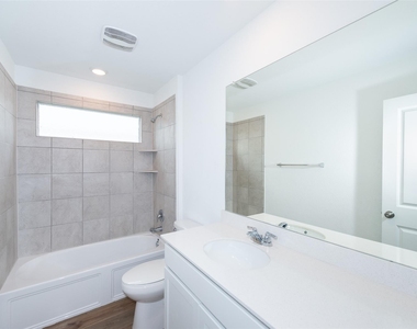 147 Otter Rd - Photo Thumbnail 7
