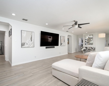 5822 Armstrong Wl - Photo Thumbnail 1