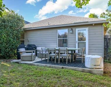 5822 Armstrong Wl - Photo Thumbnail 15
