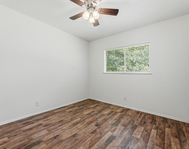 6601 Stonleigh Pl - Photo Thumbnail 14