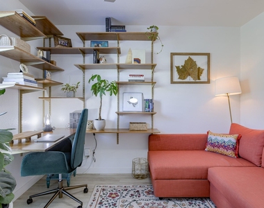 8603 Putnam Dr - Photo Thumbnail 17