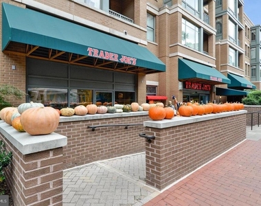 806 New Hampshire Avenue Nw - Photo Thumbnail 34