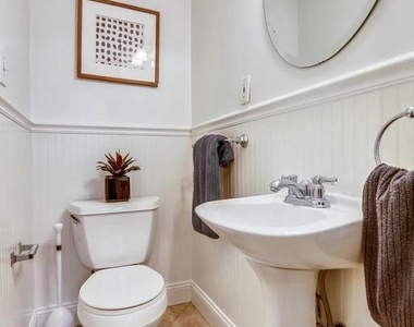 806 New Hampshire Avenue Nw - Photo Thumbnail 19