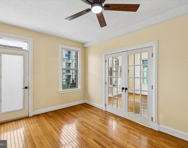 1401 Columbia Road Nw - Photo Thumbnail 15