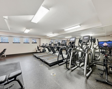 555 Massachusetts Avenue Nw - Photo Thumbnail 20