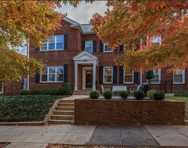 3925 Fulton Street Nw - Photo Thumbnail 1