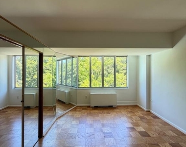 2939 Van Ness Street Nw - Photo Thumbnail 10