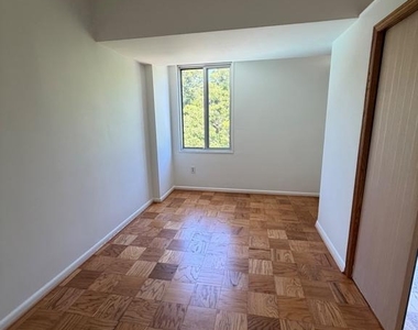 2939 Van Ness Street Nw - Photo Thumbnail 7