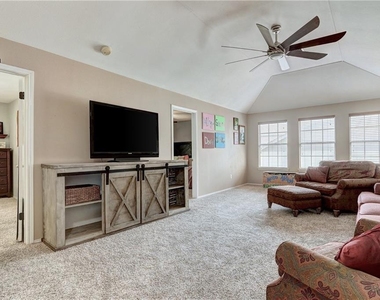 3955 Grayling Ln - Photo Thumbnail 31