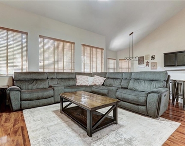 3955 Grayling Ln - Photo Thumbnail 15