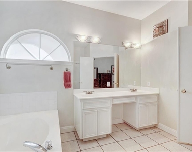 3955 Grayling Ln - Photo Thumbnail 21