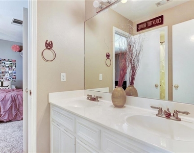 3955 Grayling Ln - Photo Thumbnail 28