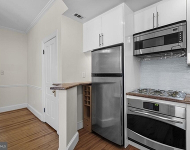 3014 Dent Place Nw - Photo Thumbnail 12