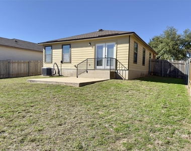 240 New Country Rd - Photo Thumbnail 18