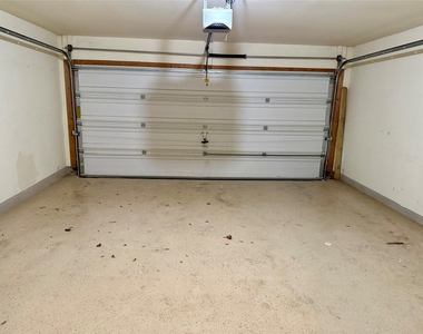 240 New Country Rd - Photo Thumbnail 15