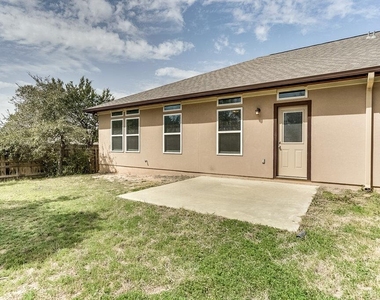 21501 Patton Ave - Photo Thumbnail 19