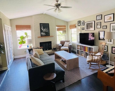 2503 Monarch Dr - Photo Thumbnail 2
