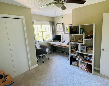 2503 Monarch Dr - Photo Thumbnail 15