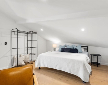 1225 Hillside Ave - Photo Thumbnail 27