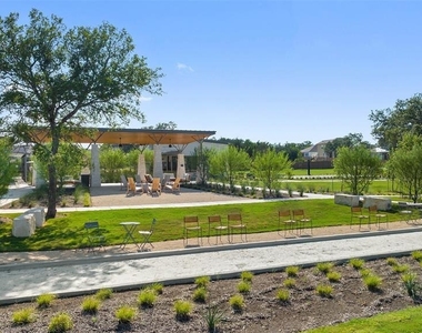161 Smithsonian Ln - Photo Thumbnail 35